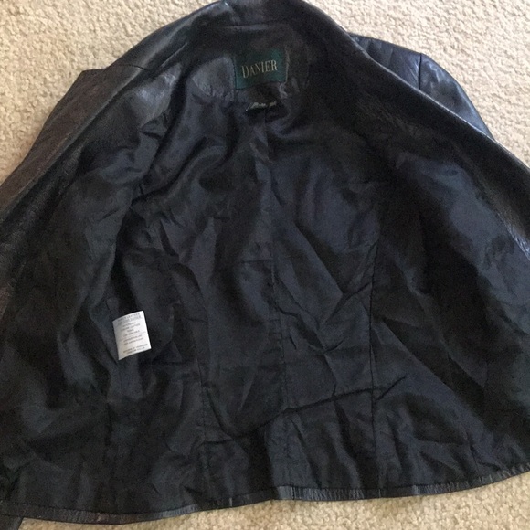 Danier leather jacket, classic black - Picture 9 of 10